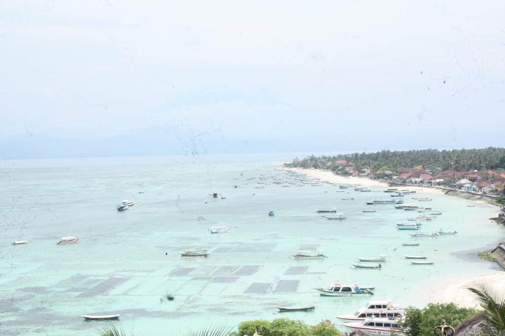 Oka 7 Bungalow Lembongan Exteriör bild